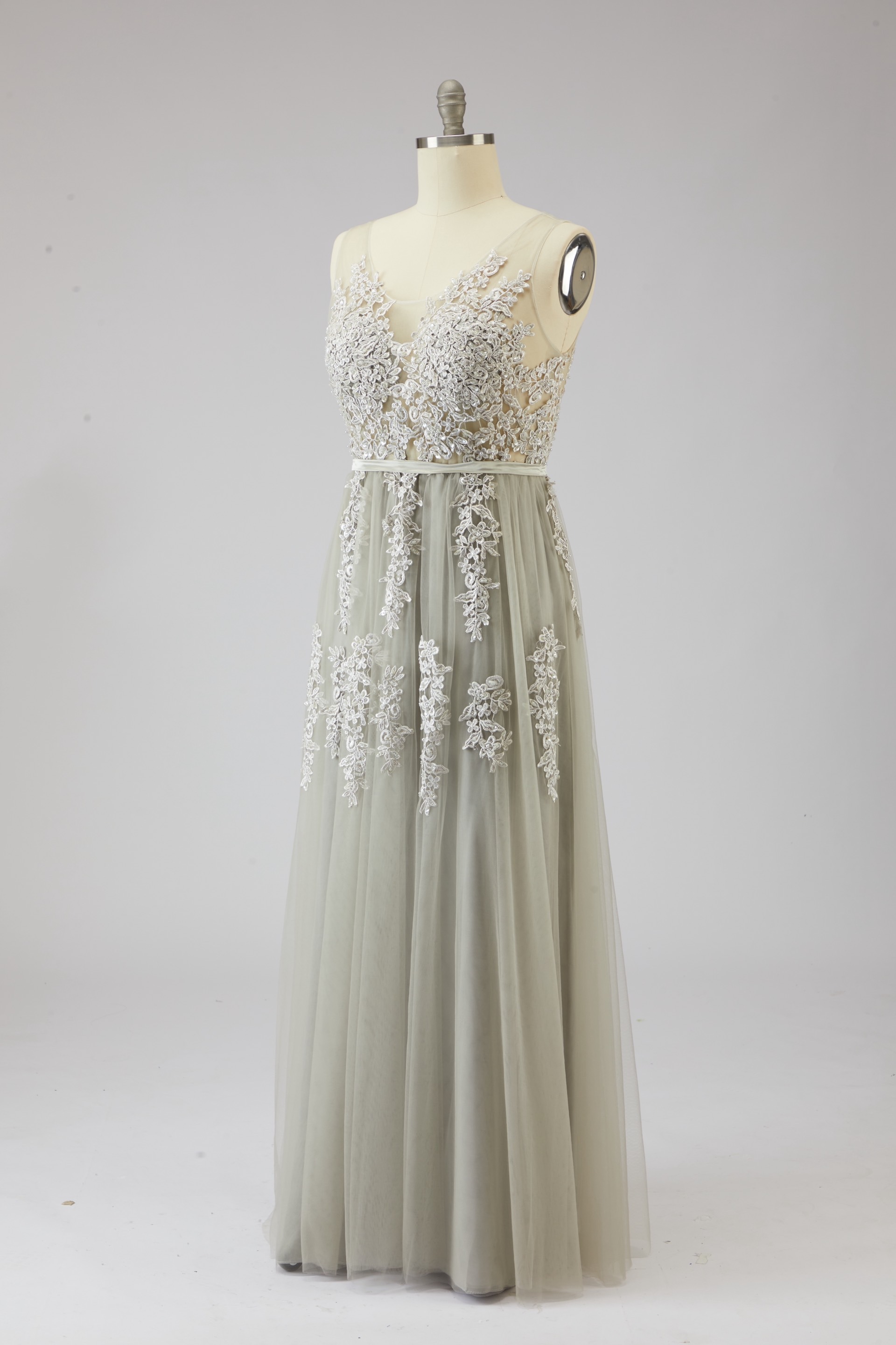 Ethereal Deep V-Neck Lace Applique Tulle A-Line Evening Gown | Backless Maxi Prom Dress for Formal Events
