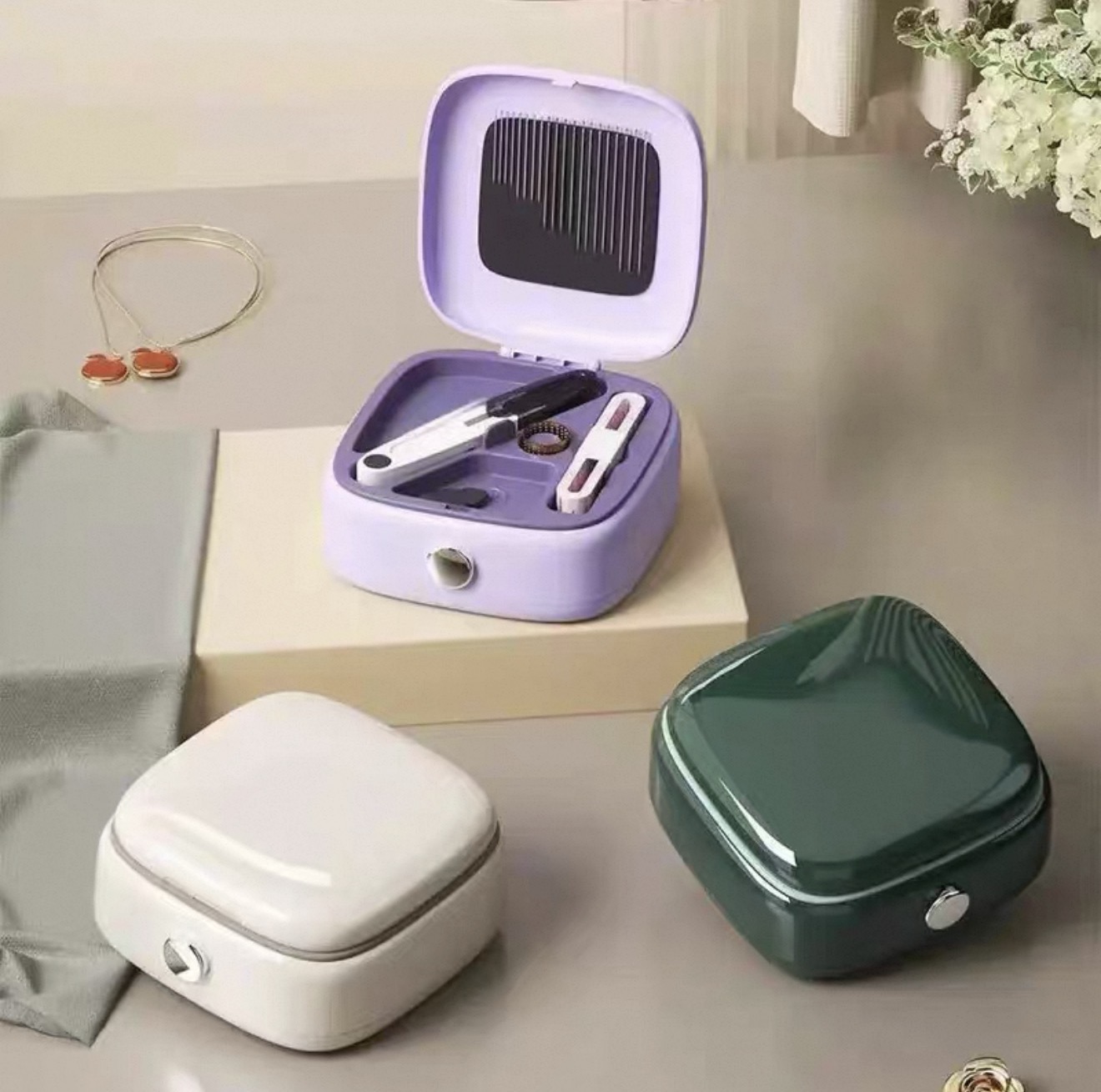 Premium Magnetic Sewing Kit | Multi-Functional Compact Needle & Thread Organizer Box for Home & Travel