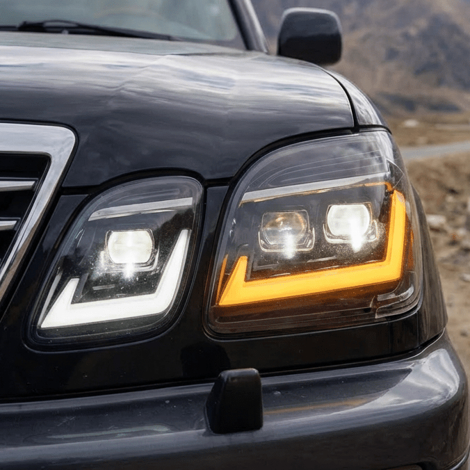 2003-2007 Lexus LX470 Smoked White LED Projector Headlights Assembly With Sequential Turn Signal