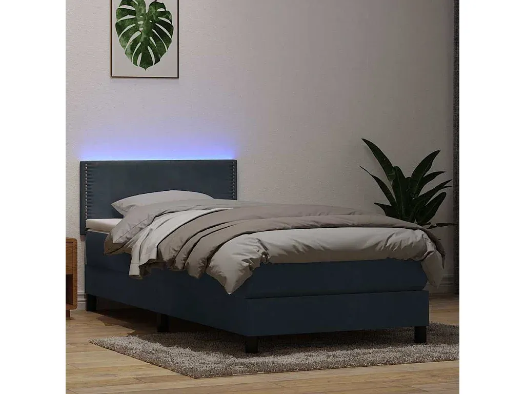 Schlafzimmer,Bereich Bett,Bettrahmen-LIVELORAE