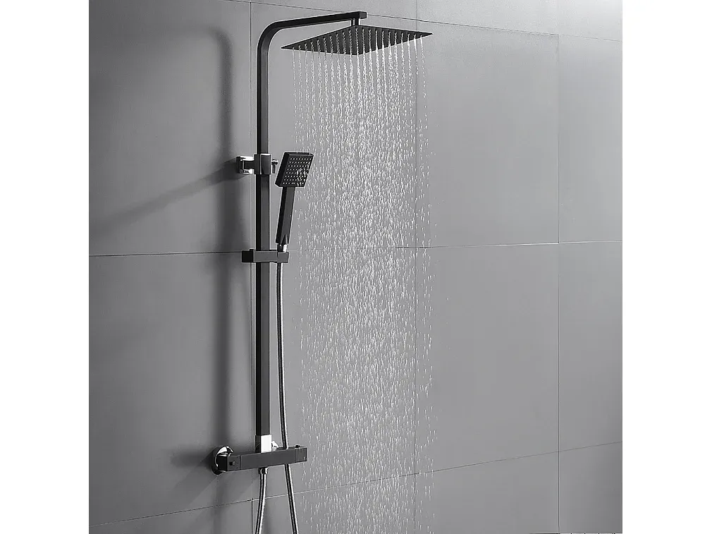 Badezimmer,Bereich Dusche,Einfache Duschsäule-FURNIAVITO