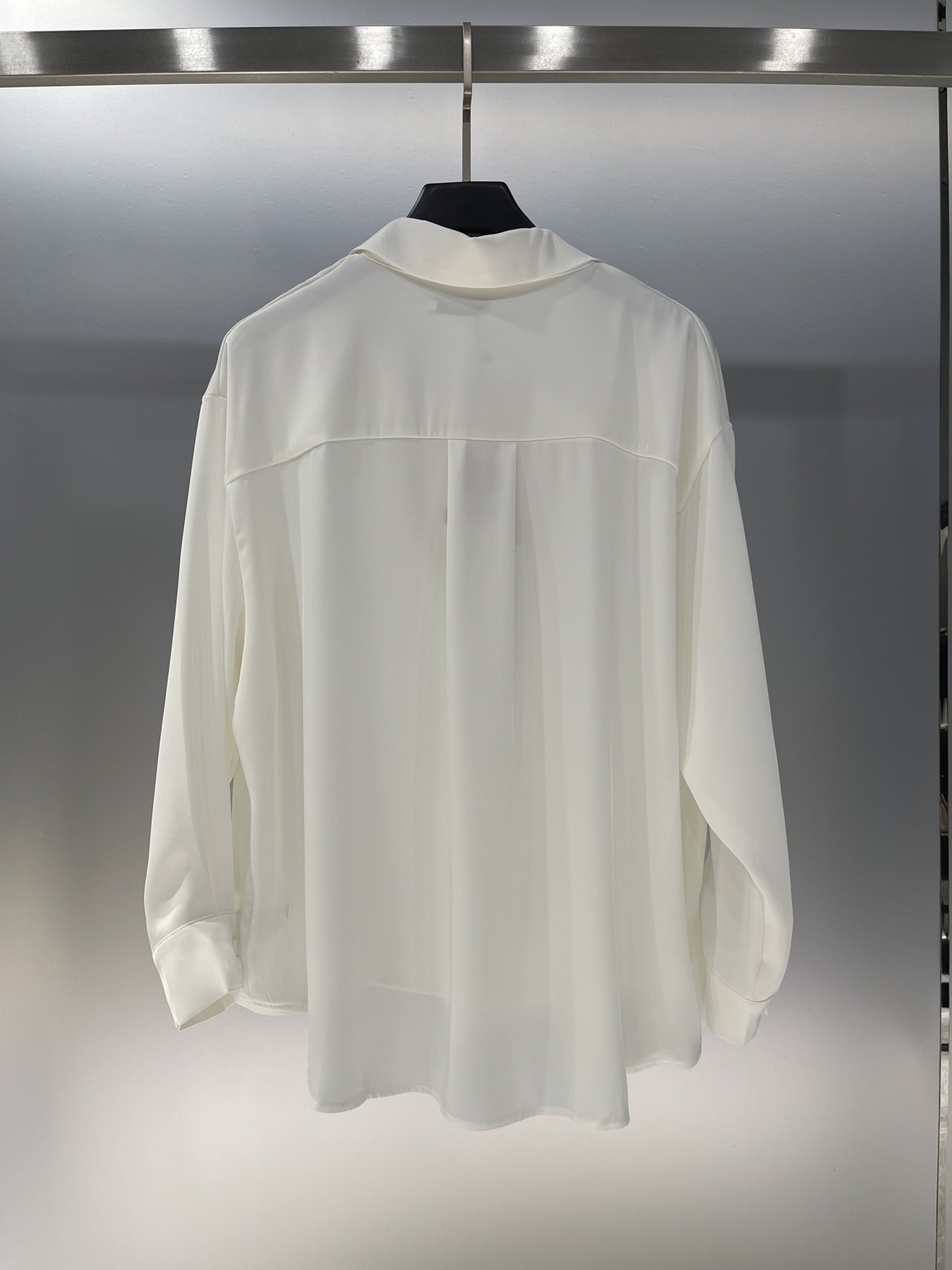 LEW Streamers shirt