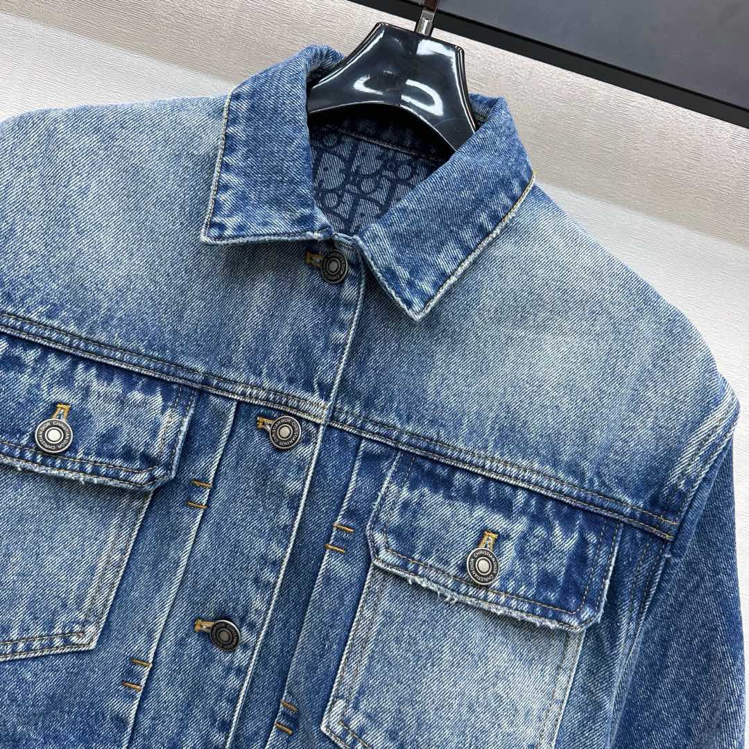 DIA 25SS Short silhouette denim jacket