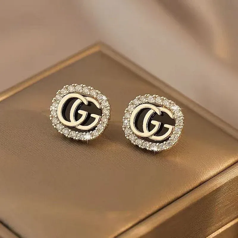 Ladies New Fashion Earrings[special freebies for loyal clients]
