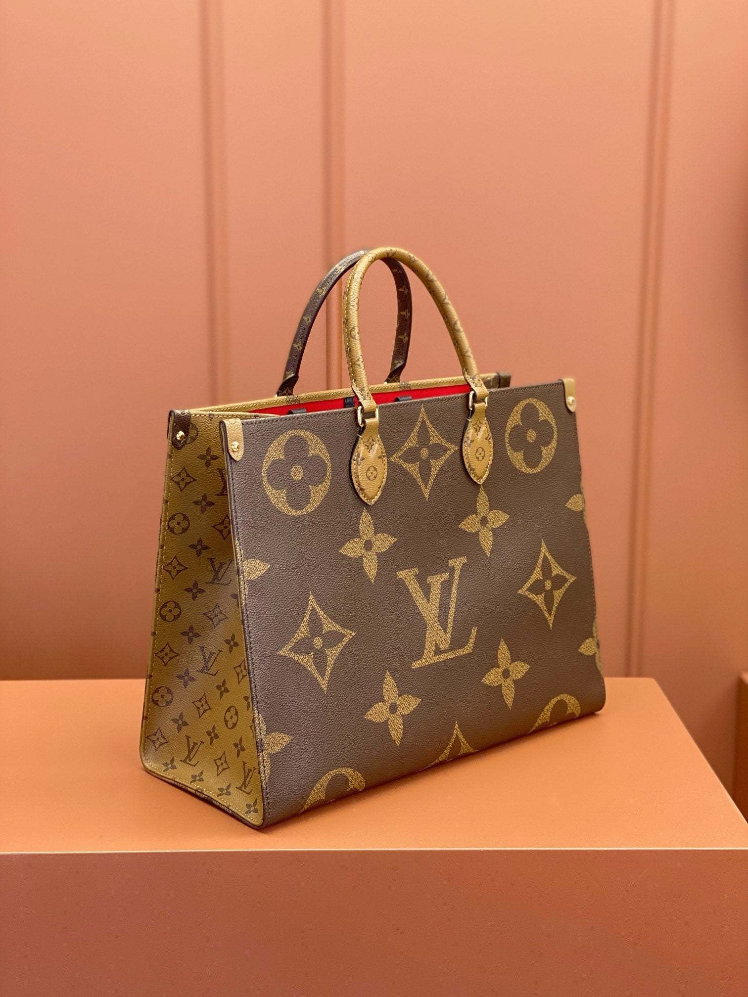OnTheGo MM Monogram
