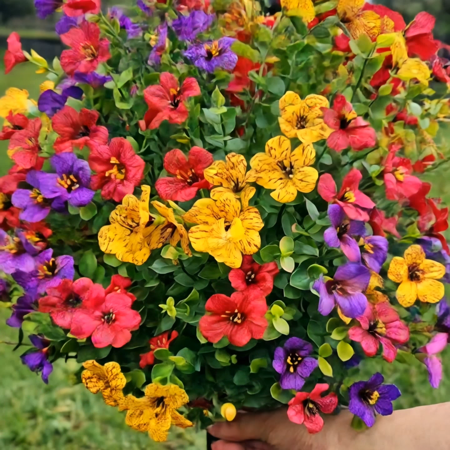 BUY MORE SAVE MORE 🔥 UV-Resistant Artificial Flowers for Outdoor Decoration