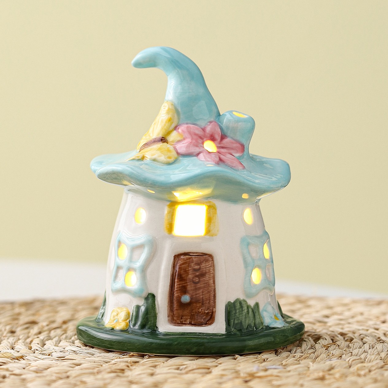 Fairy Hat Mini Night Light Cottage Lamp