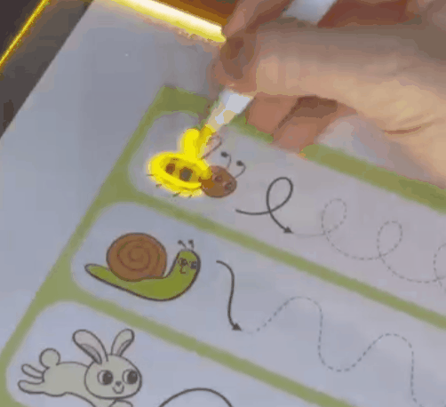 🔥HOT SALE NOW 50% OFF🔥Kids’ Best Friend – Acrylic Glow Drawing Board