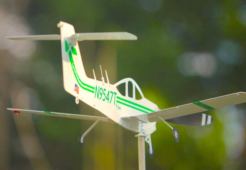 Personalized Civil Aviation Plane Family Model Outdoor Patio Decor Stake