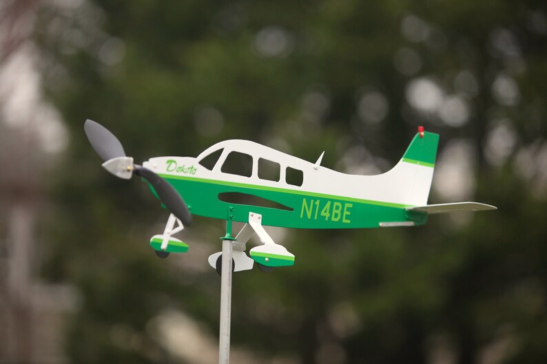Personalized Civil Aviation Plane Family Model Outdoor Patio Decor Stake