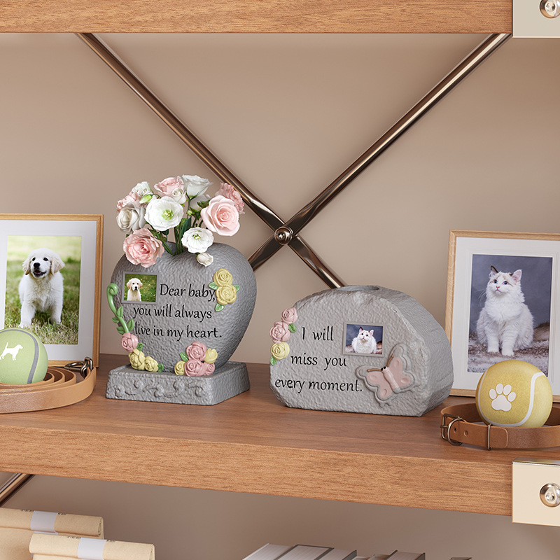 New Resin Pet Tombstone Urn For Dog Cat, Flower Insert Design Outdoor Pet Memorial Grave Marker