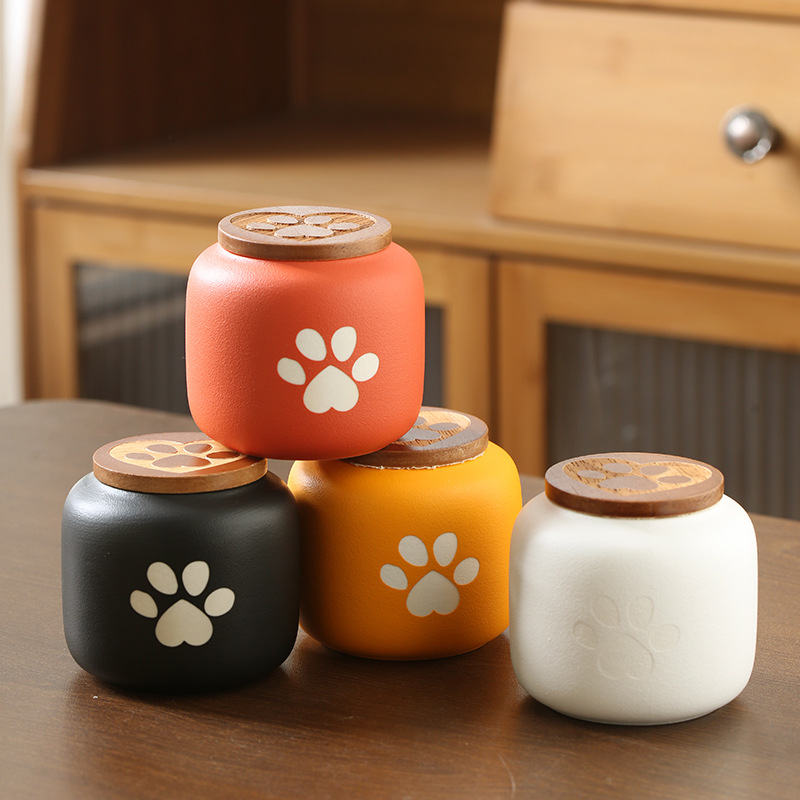Ceramic pet cremation urn - Sealed storage box