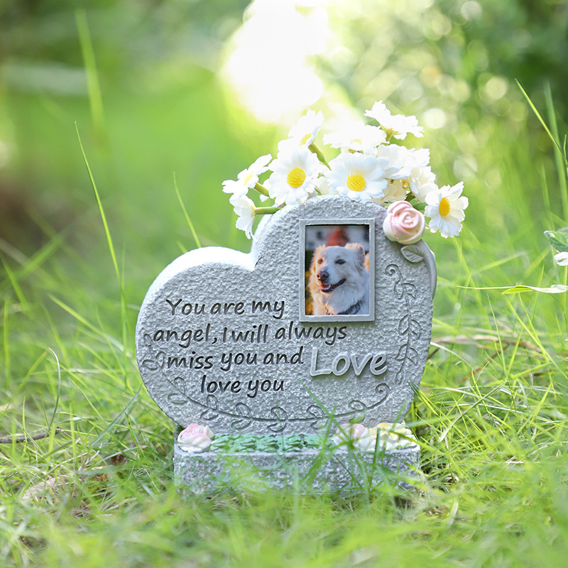 Resin Pet Memorial Tombstone, Dog Cat Grave Marker Funeral Ornament