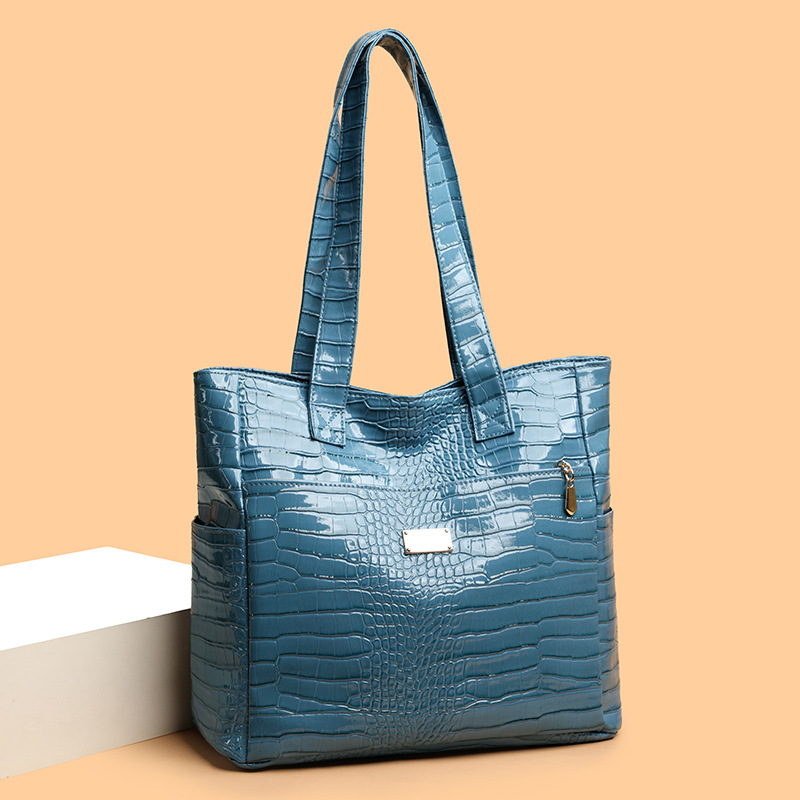 🏆Exclusive discounts for the Queen 49% OFF🔥Elegant Snakeskin PU Leather Tote Bag