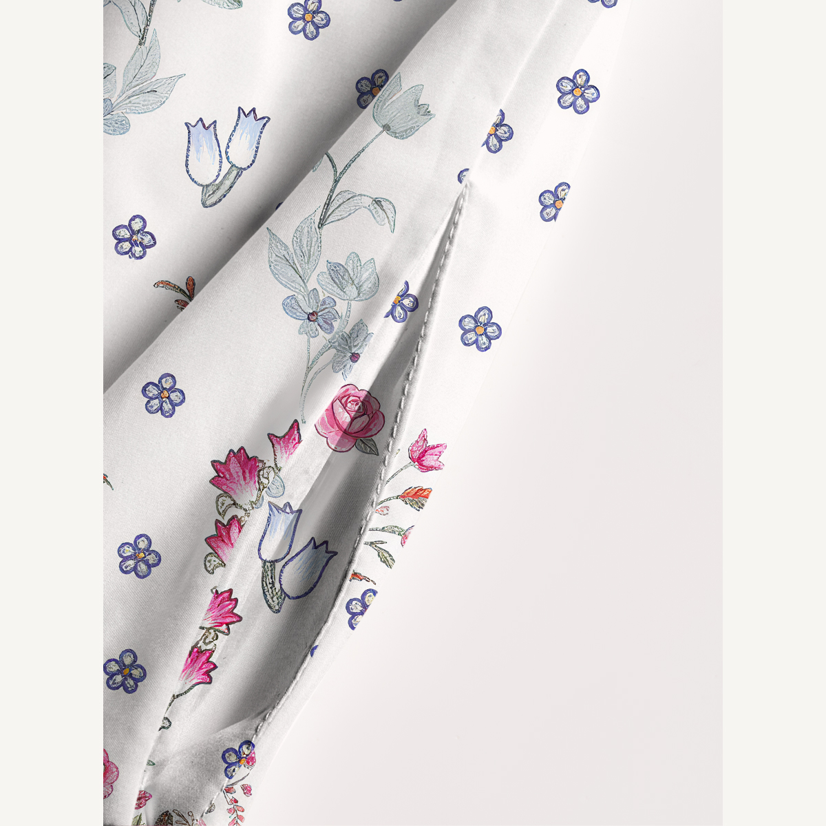 Boho Symmetric Floral Bouquet Border Pattern Strap Maxi Dress With Pockets