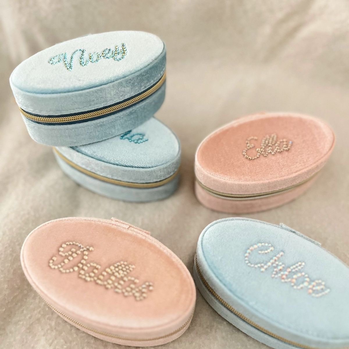 Jewelry box with customizable name
