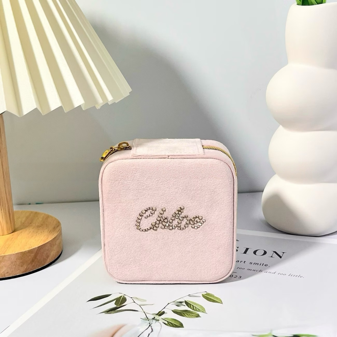 Jewelry box with customizable name