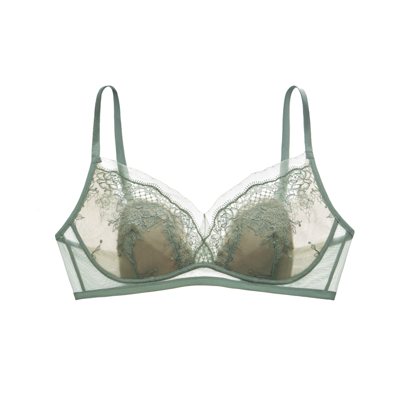 Plus Size Embroidered Lace Minimizer Bra