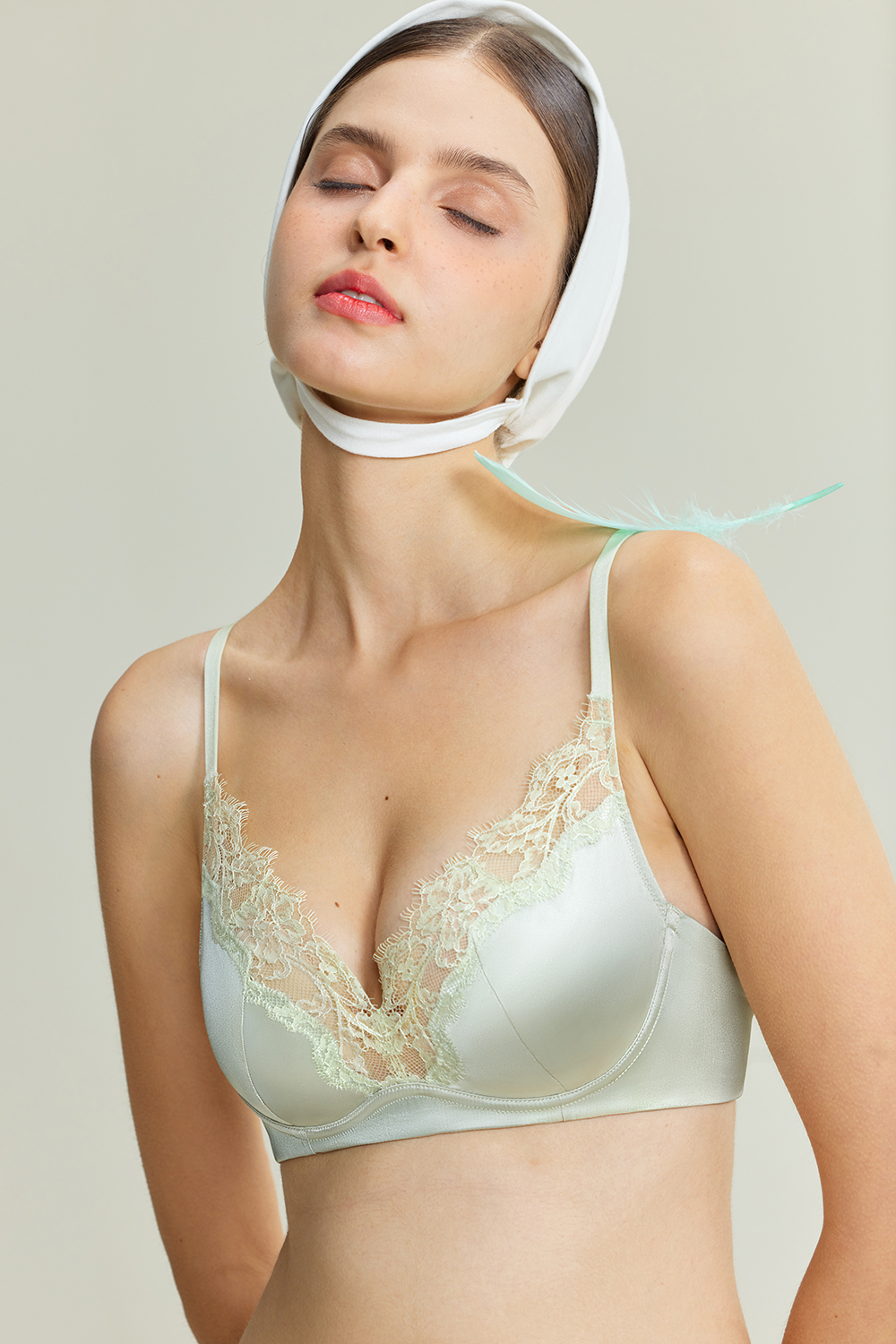 Satin Lace Deep V Bra-sujiin Official Store
