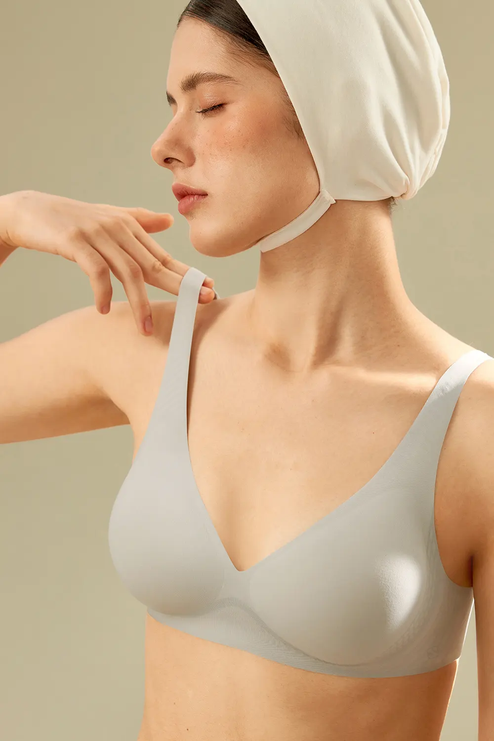 Smoothing Seamless Small Chest Bra