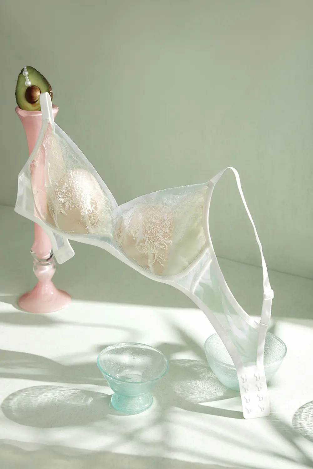 Plus Size Embroidered Lace Minimizer Bra