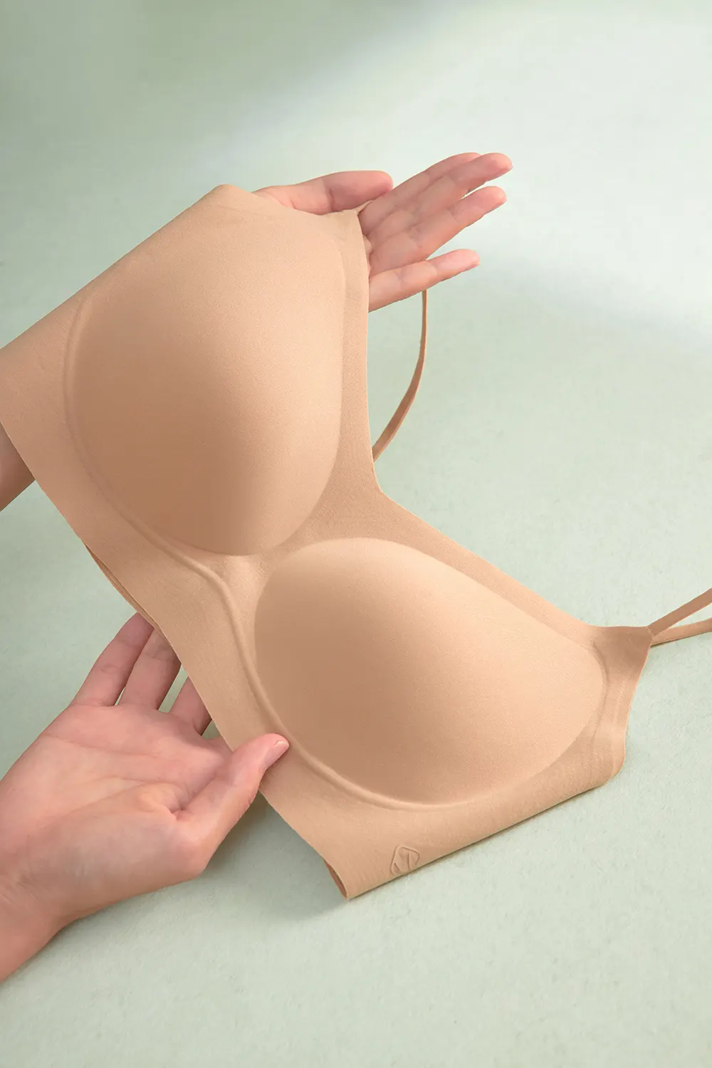 Seamless Wireless Padded Invisible Smooth Thin Tank Bra