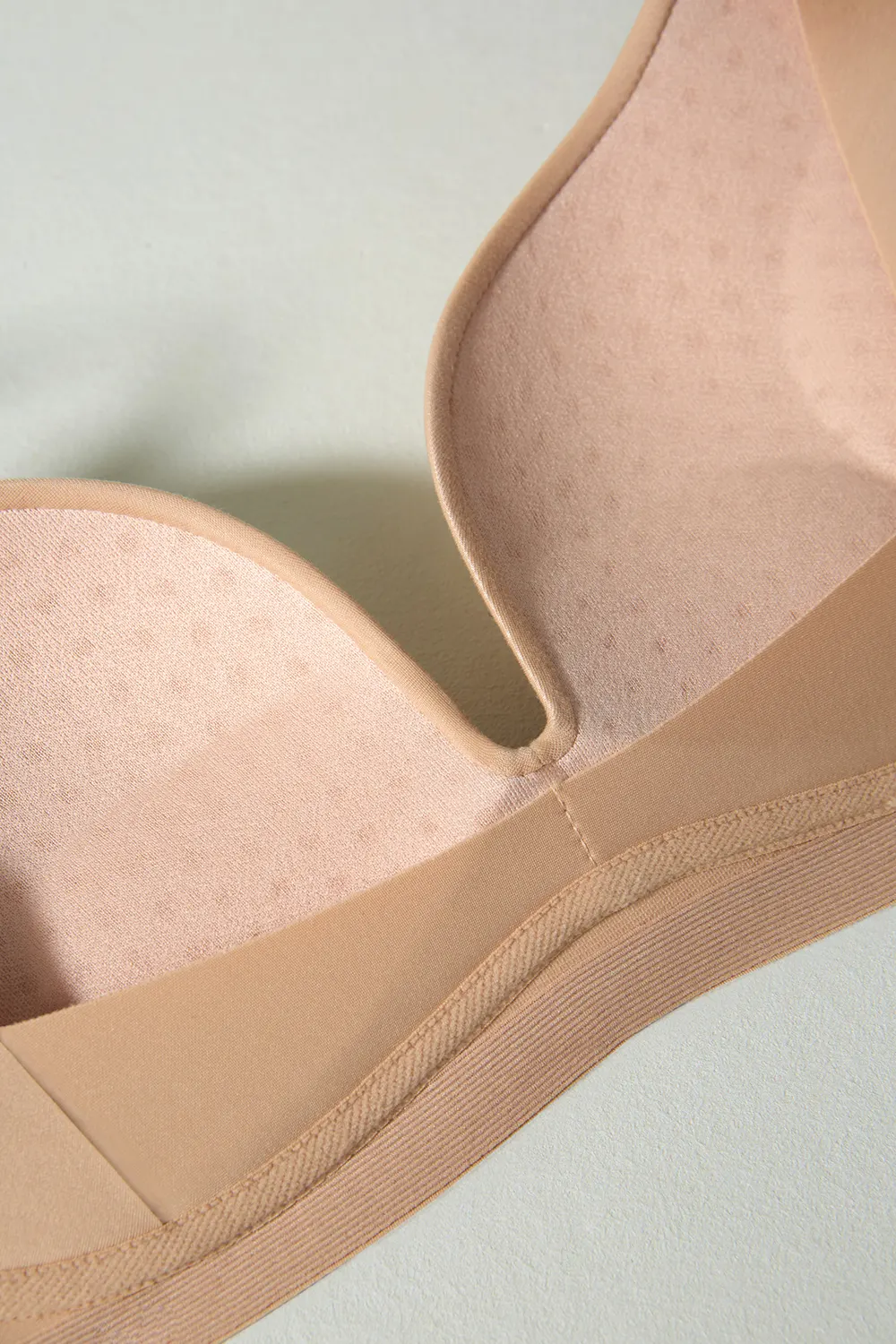 Seamless Push Up Plunge Wireless Small Chest Bra