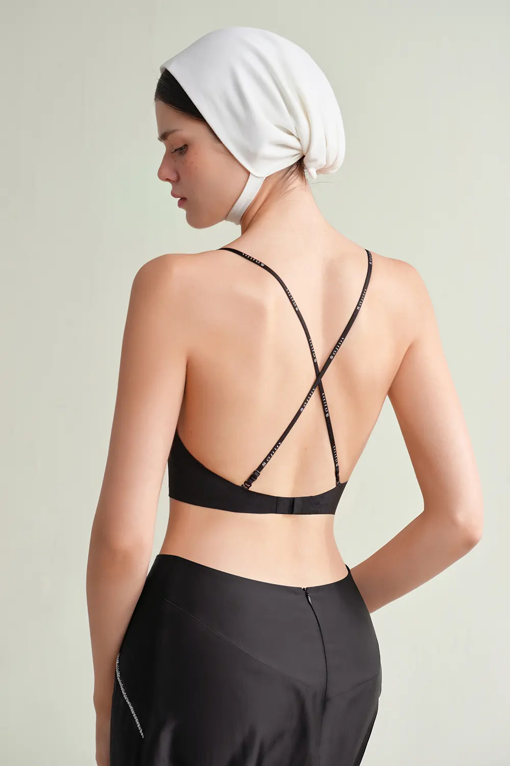 Multiway Seamless Invisible Plunge Deep V Wireless Bra