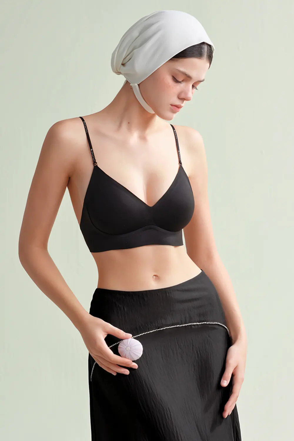 Multiway Seamless Invisible Plunge Deep V Wireless Bra
