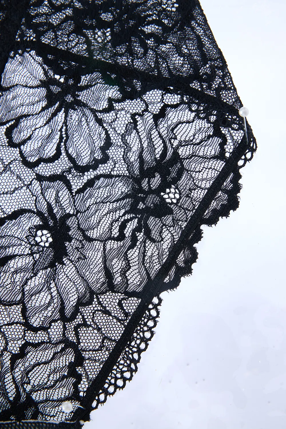French Mid Waist Breathable Antibacterial Lace Panties