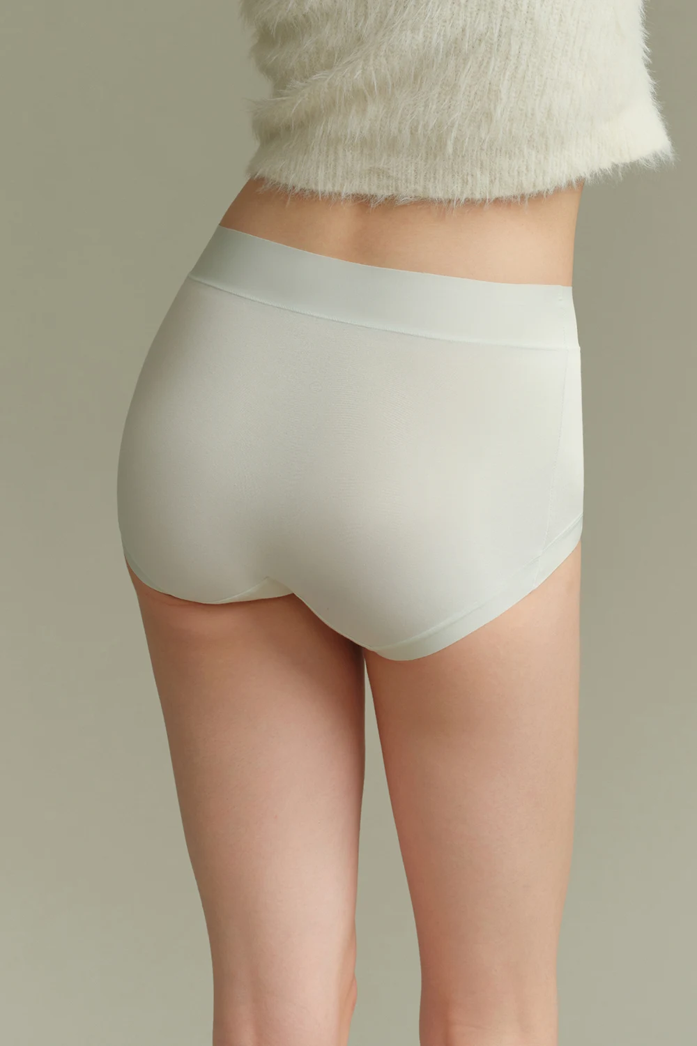 Mid Waist 10A Antibacterial Breathable Invisibles Brief