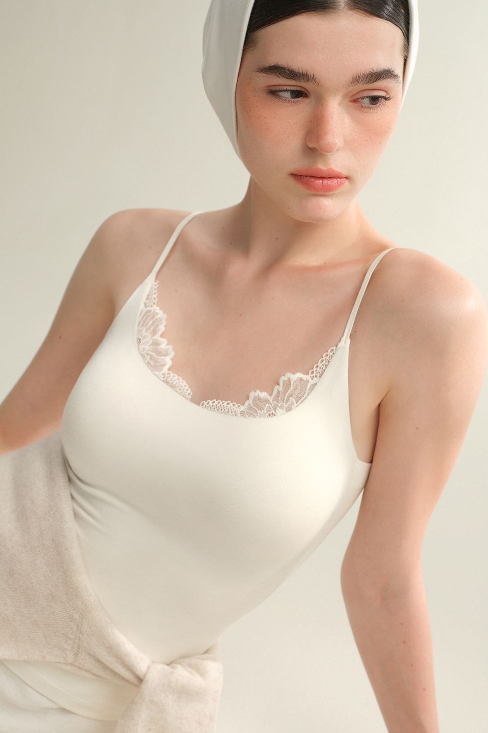 Lace Splicing Sleeveless Thermal Tank Tops