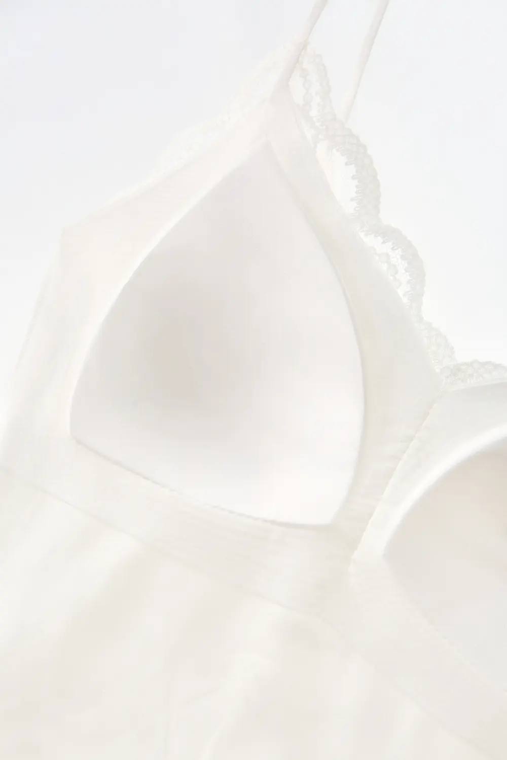Lace V-Neck Sexy Cami Tops Built-in Bra