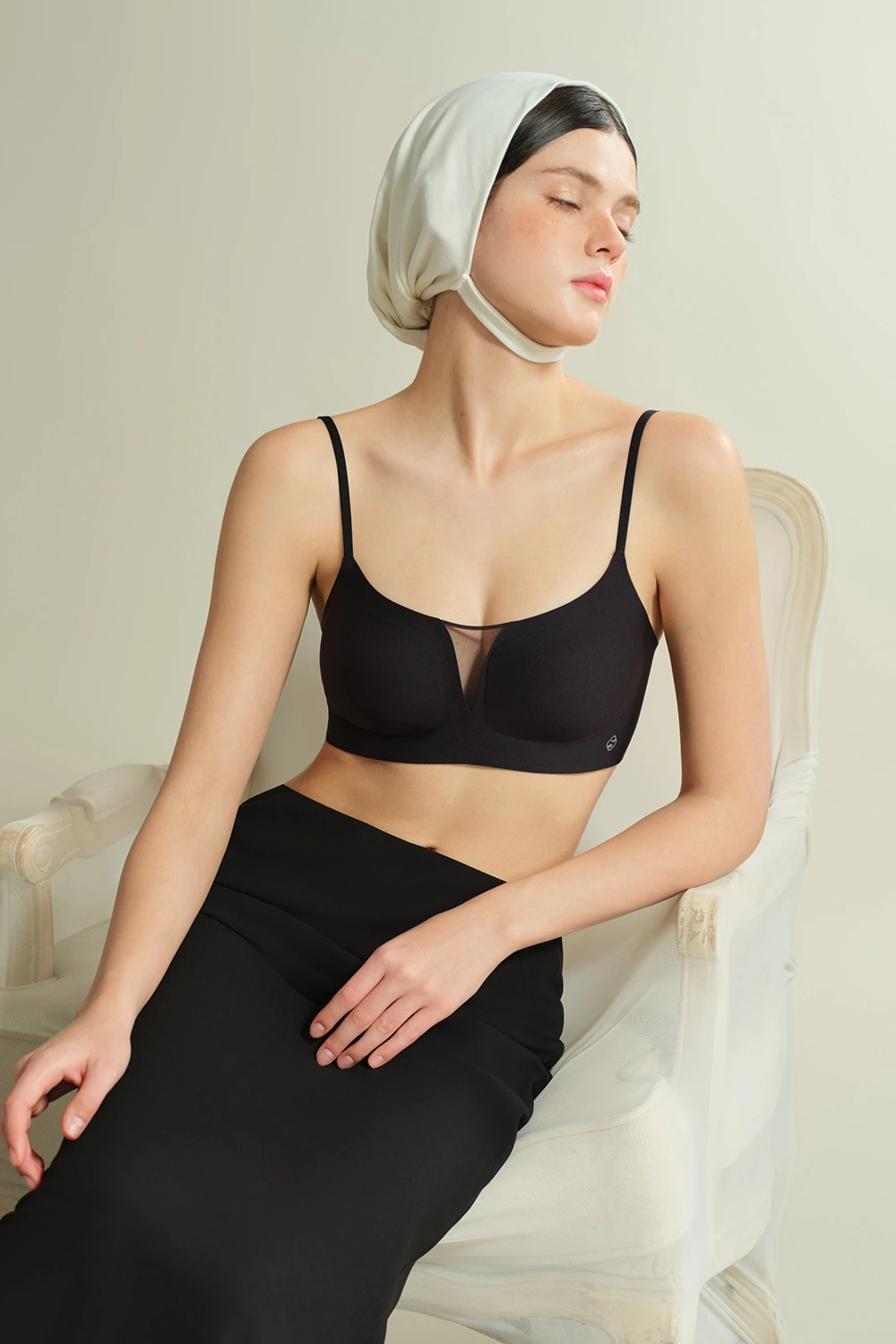Plunge No Underwire Mesh Spliced Backless Small Breasts Bra