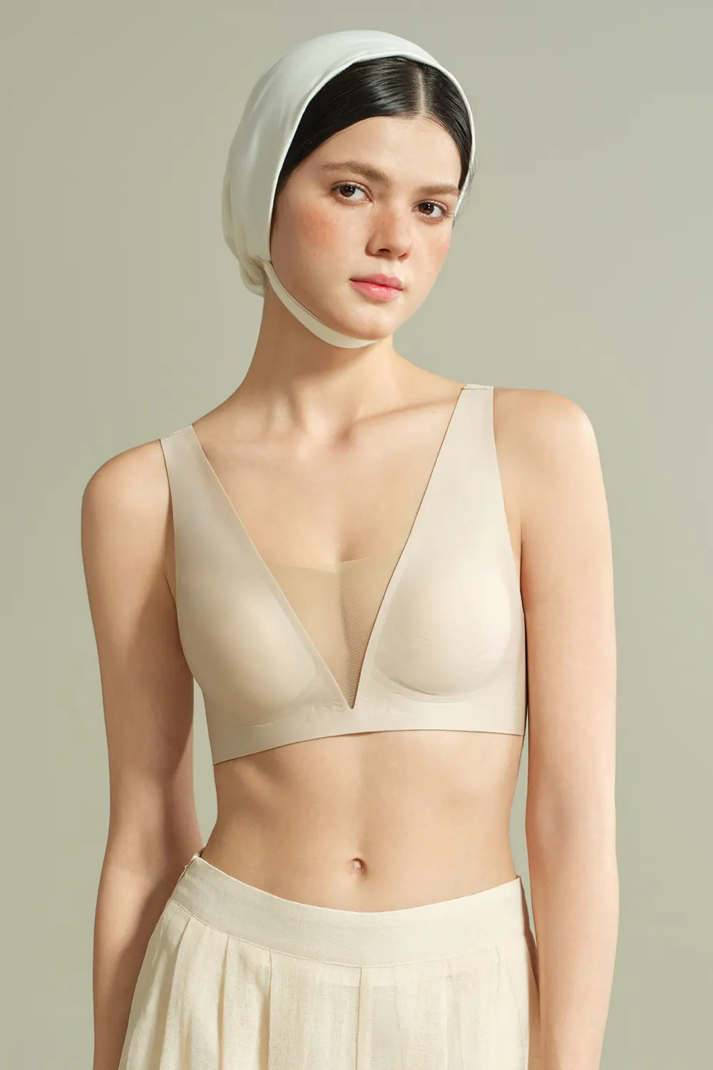 French Wireless Seamless Plung Deep V Mesh Bra