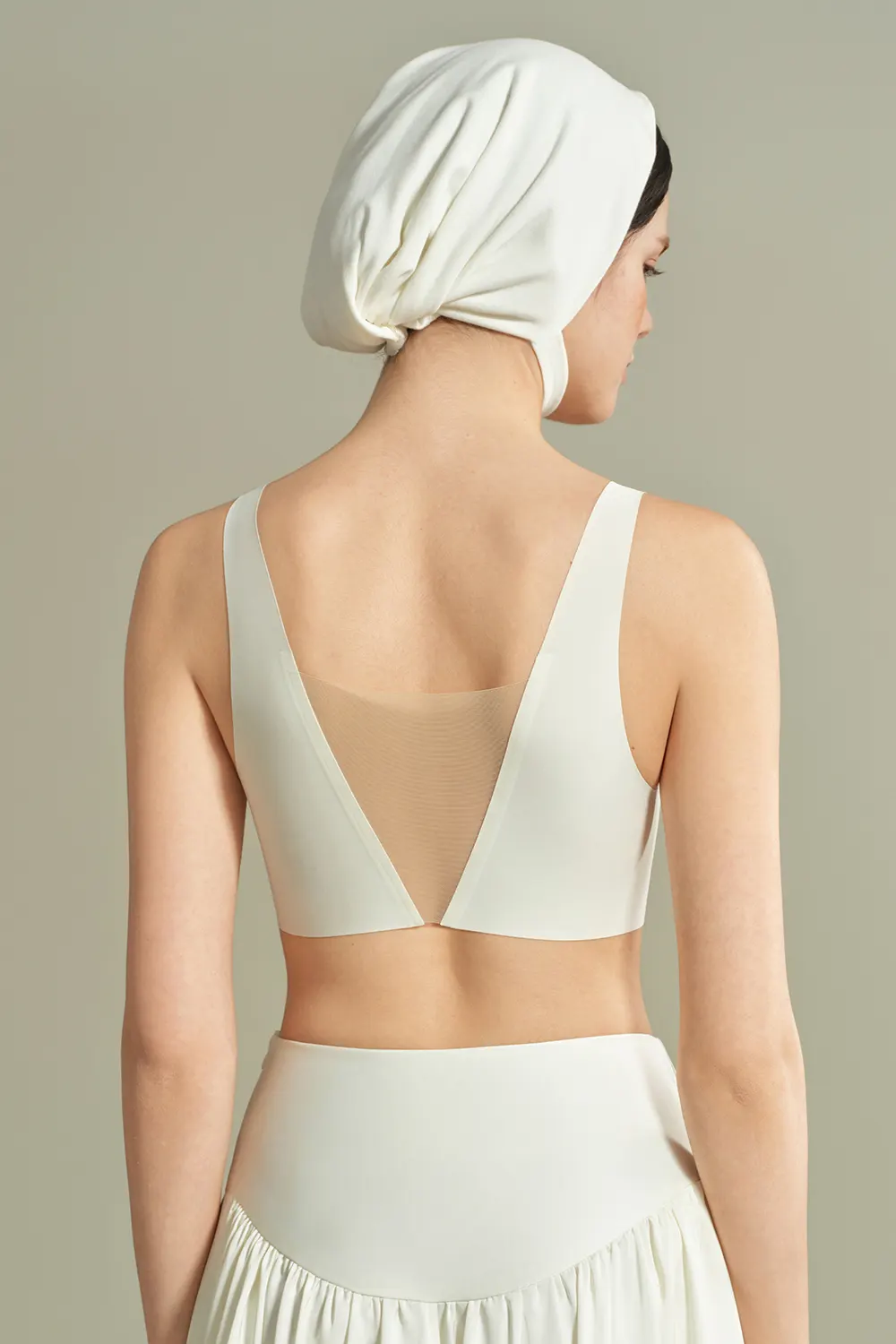 French Wireless Seamless Plung Deep V Mesh Bra