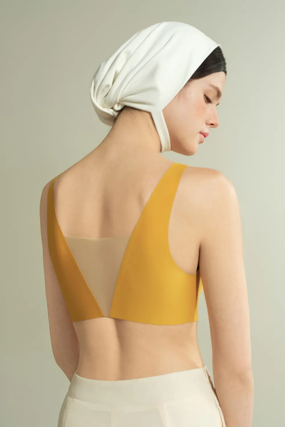 French Wireless Seamless Plung Deep V Mesh Bra