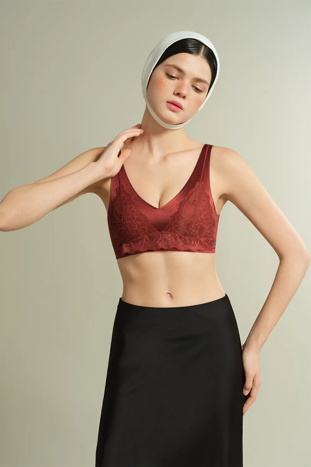 Lace Satin Wireless Plunge Bra