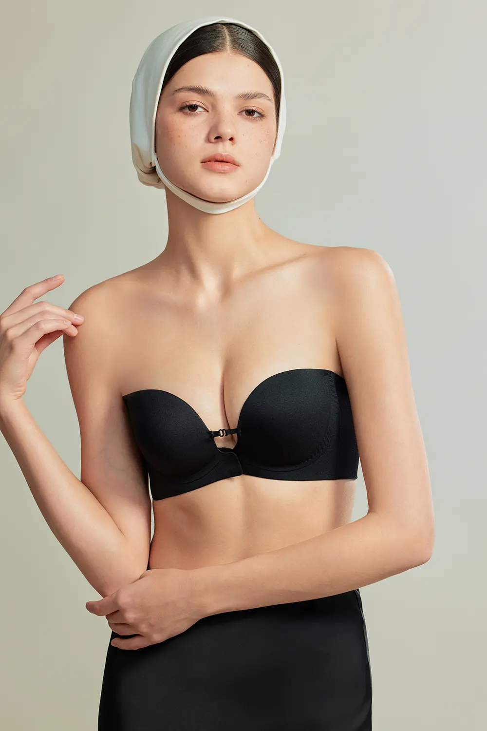 Front Closure Strapless Bra