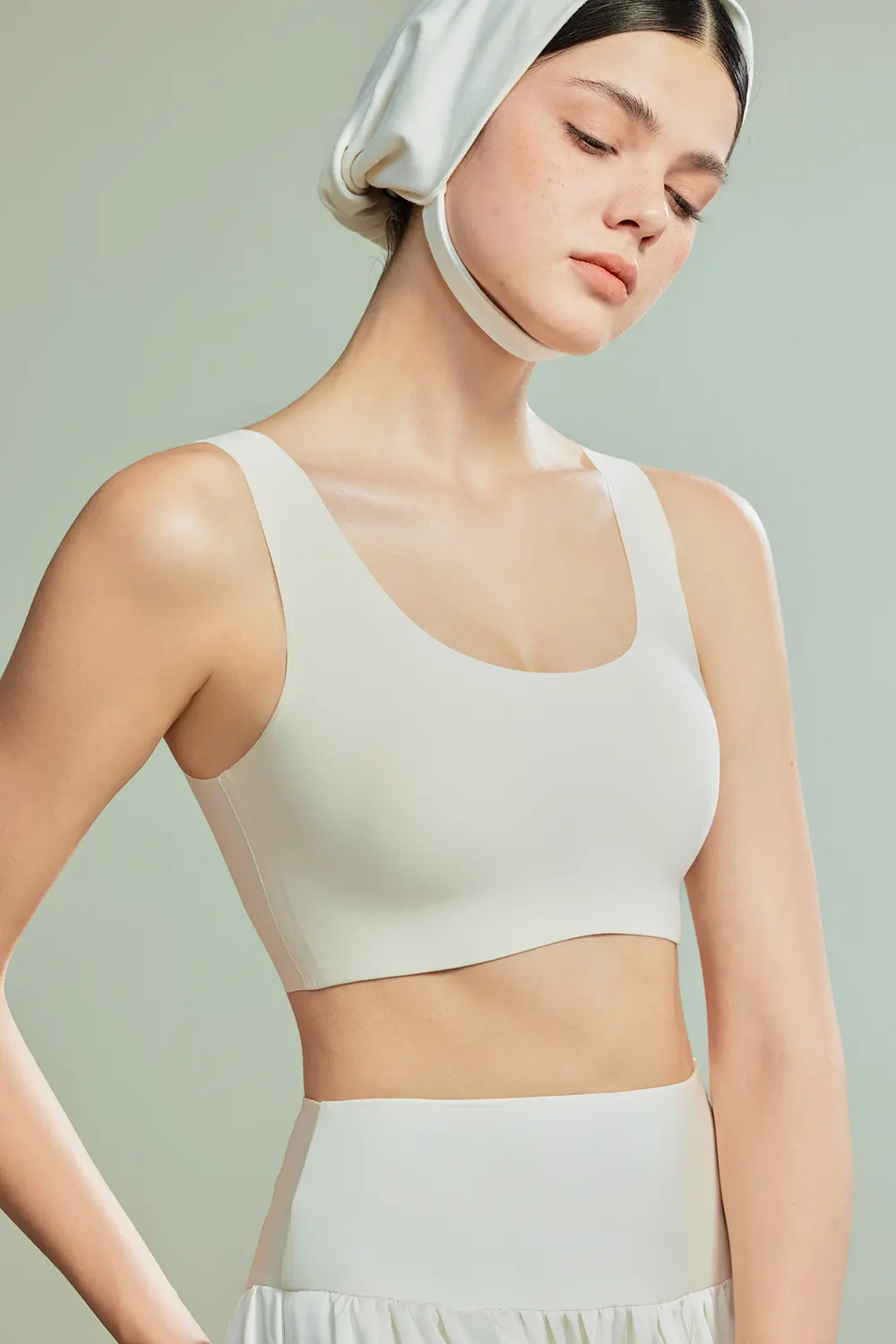 Plus Size Seamless Minimizer Tank Bra
