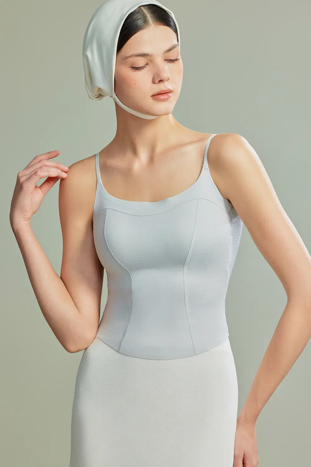 U Neck Slimming Padded Built-in Bra Cami Tops