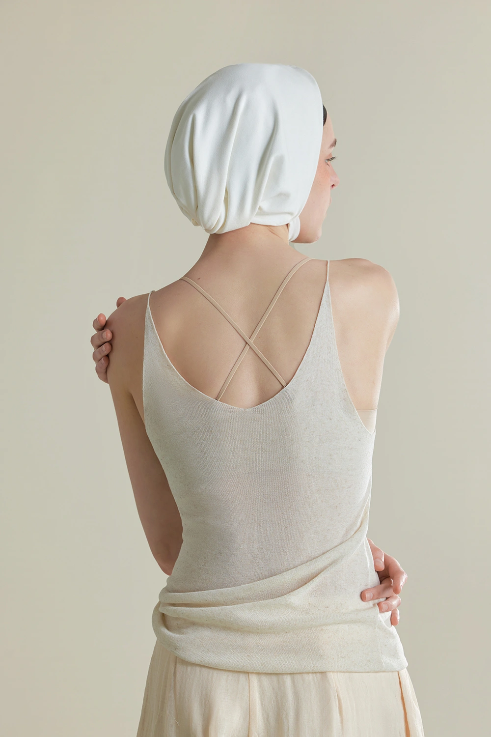 Seamless U-shaped Low Neck Tank Bras