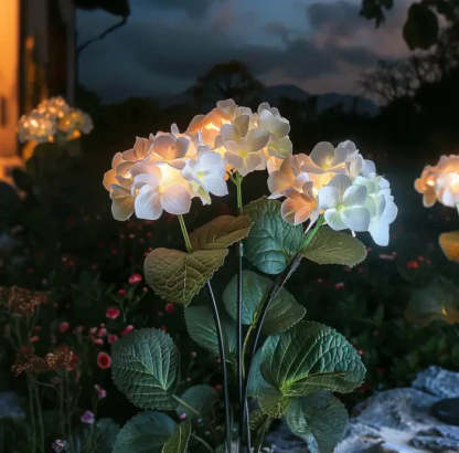 💐Solar Hydrangea Petal Lights - Realistic LED Floral Stake Lights for Premium Garden Landscaping