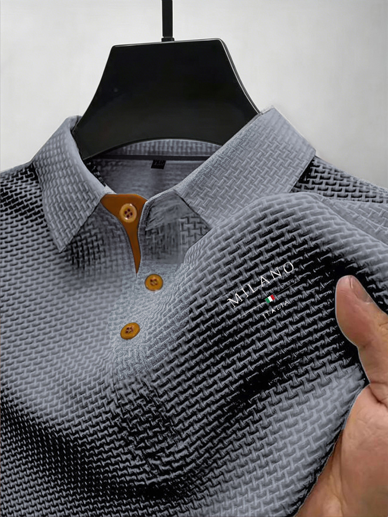 Herren Geometrisch Texturiertes Polo-Shirt – schnelltrocknend, atmungsaktiv, Slim Fit, Buchstabenmuster für Sommersport & Freizeit --- Kaufen Sie 2 und sichern Sie sich 15% Rabatt & kostenfreien Versand!