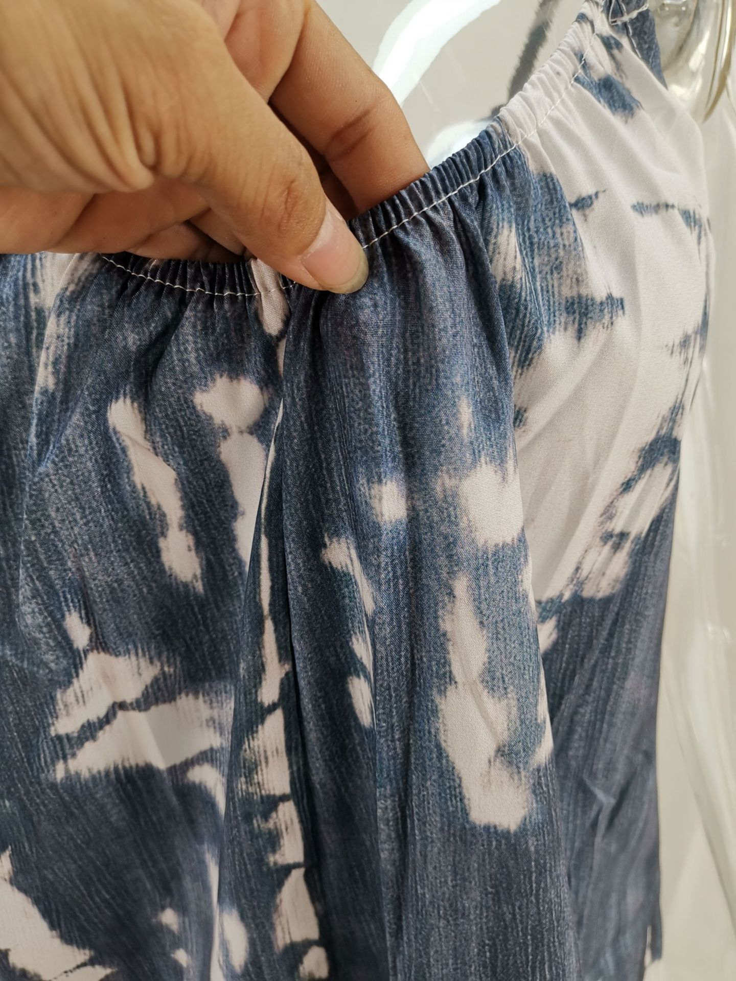 🌞 Damen Batik-Jumpsuit mit Spaghettiträgern – Weites Bein, locker & sommerlich 👗