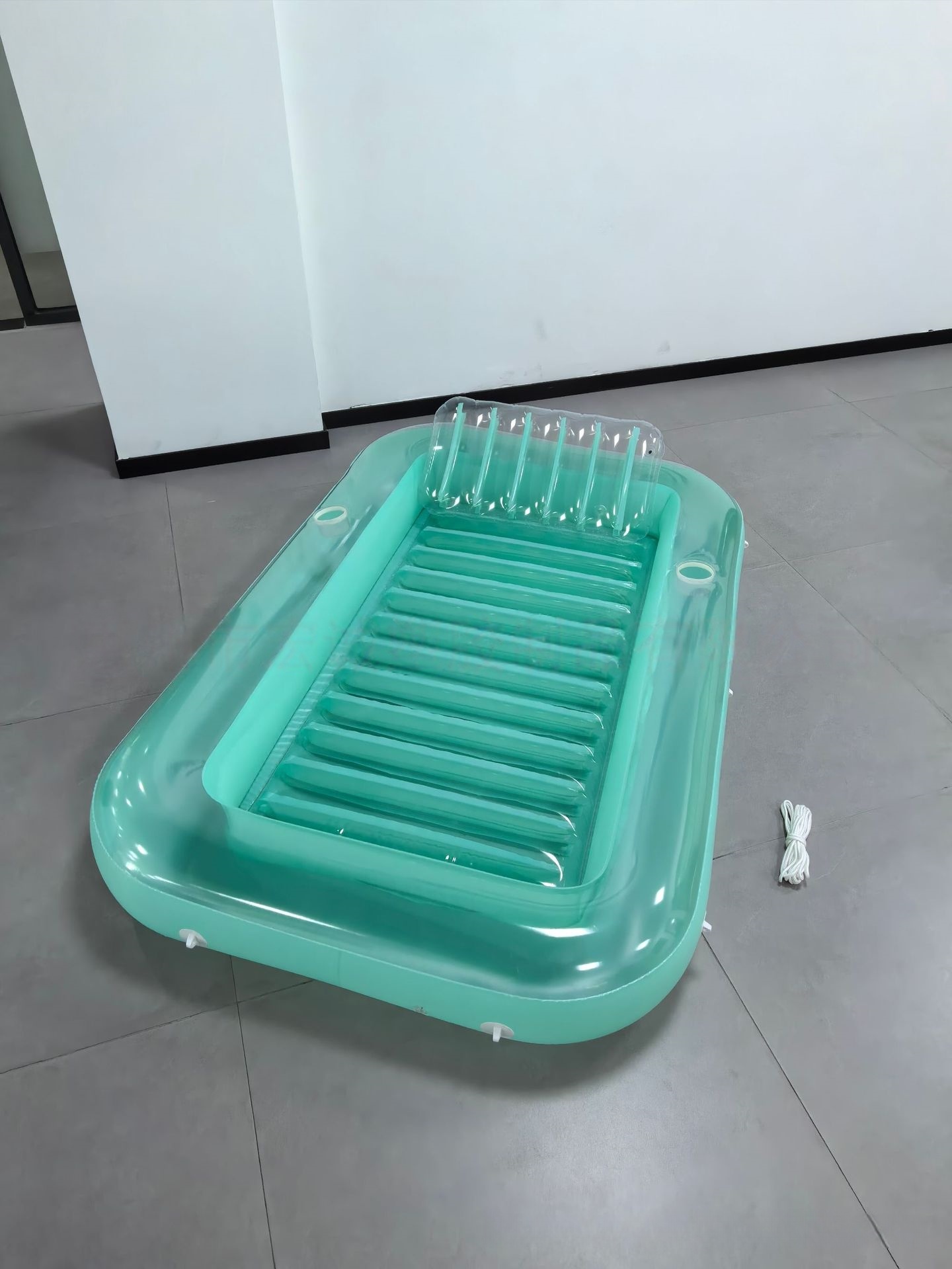 Sloosh Inflatable Tanning Pool Lounge Float with Cup Holder