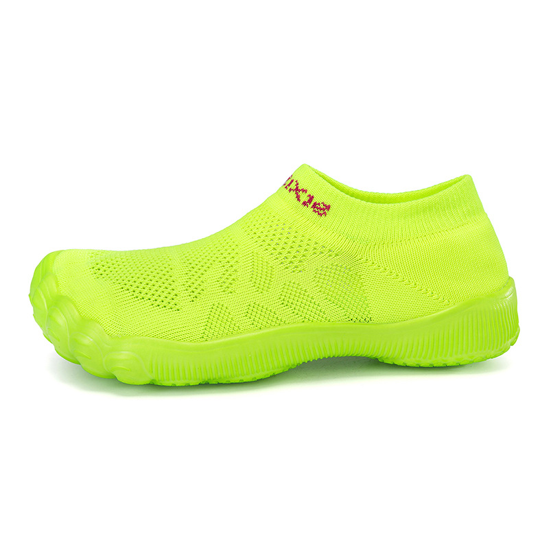 🔥👟 50% RABATT! Unisex Breathable Mesh Water Shoes – atmungsaktives Mesh, rutschfeste Sohle, perfekt für Wasser & Land. 🌊💨