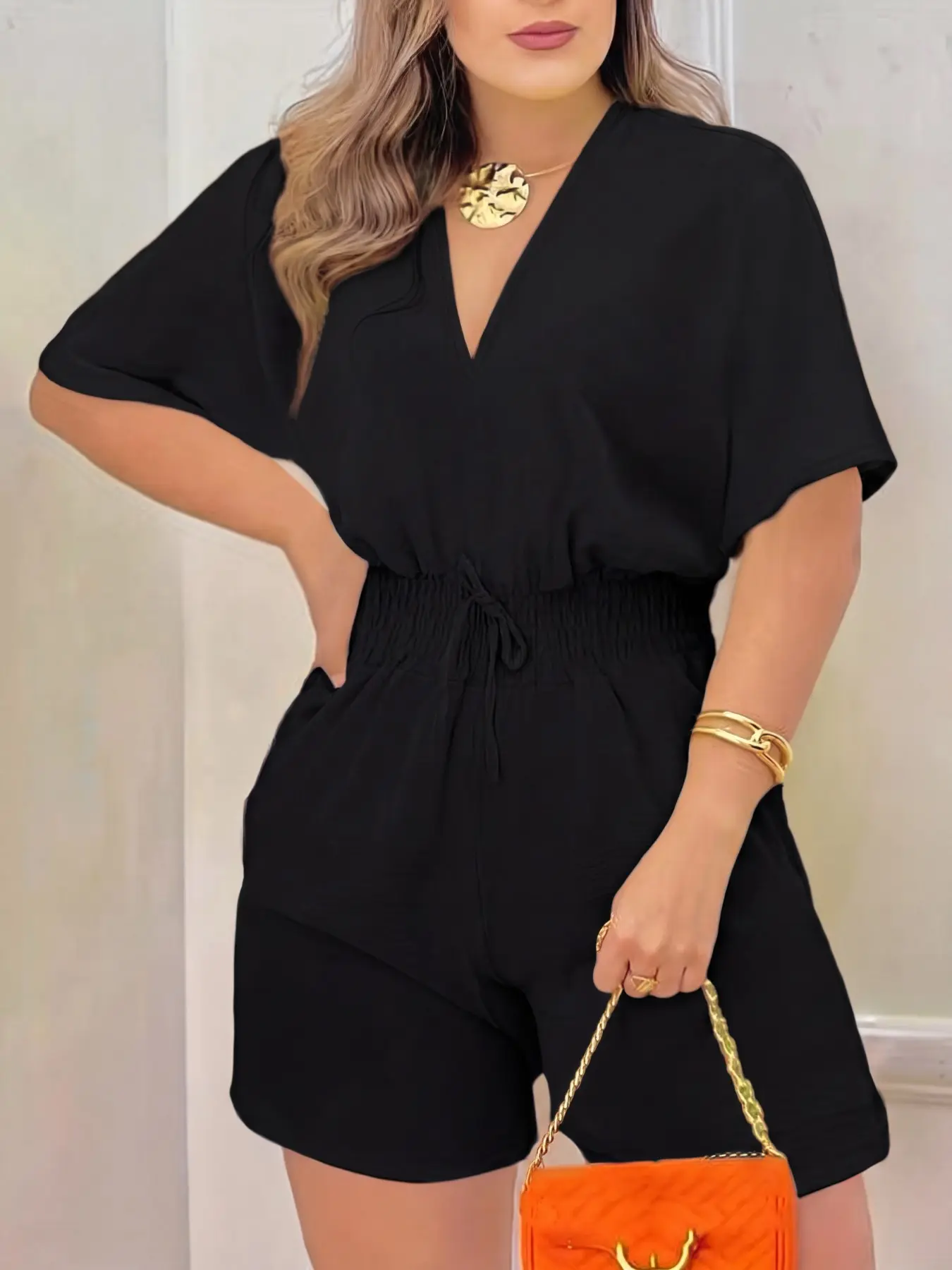 Damen V-Ausschnitt Romper mit Kordelzug in der Taille – Sommer-Mode