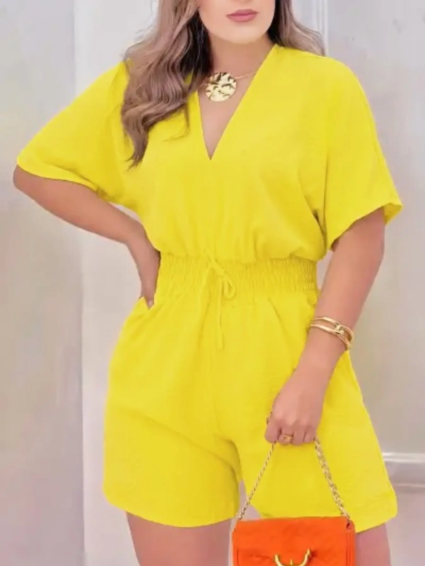 Damen V-Ausschnitt Romper mit Kordelzug in der Taille – Sommer-Mode