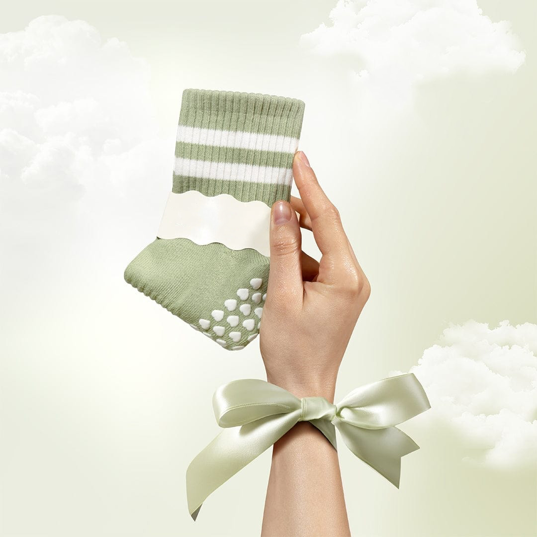 Pilates Socks Dual-Direction Grip Socks - Stripes & Matcha